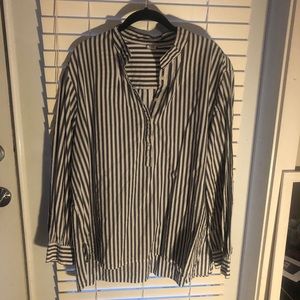 GAP shirt/ blouse